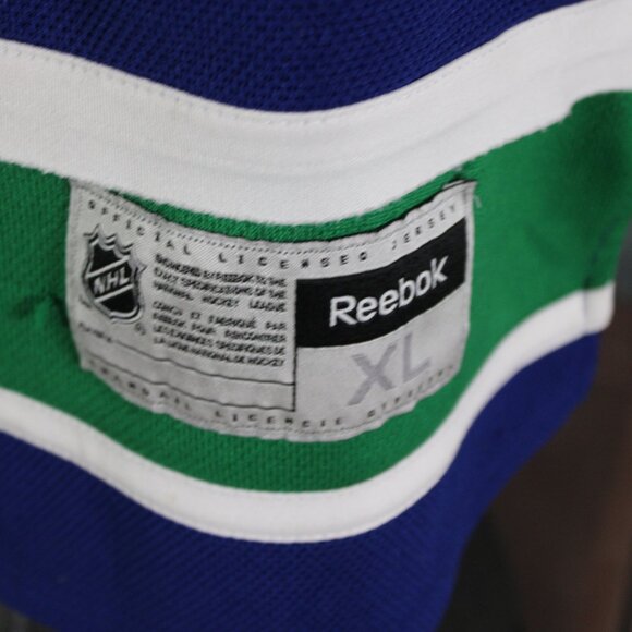 Vancouver Canucks Jersey (Retro) - Home Jersey by Reebok - Men's XL - Picture 8 of 9